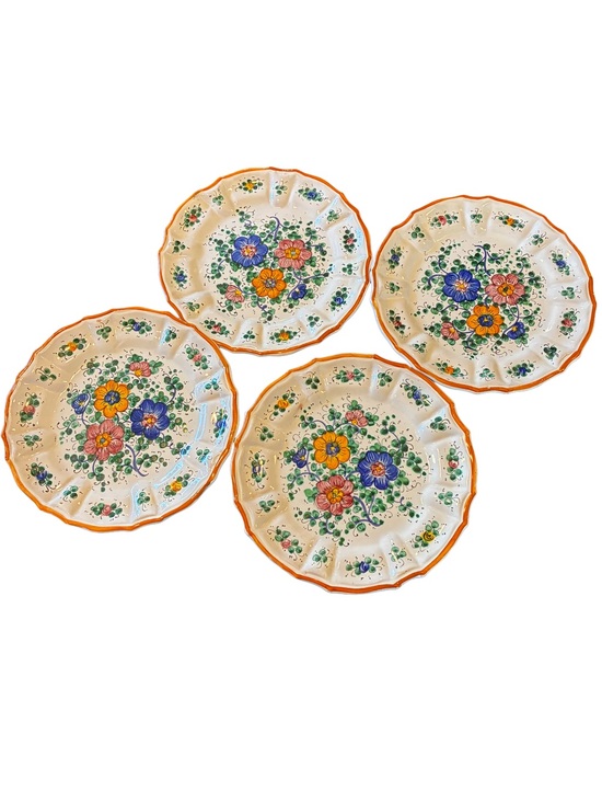 Deruta Other - Vintage Deruta Italy Hand Painted Majolica Floral Wall Plates Set of 4 - READ